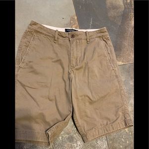 Abercrombie & Fitch men’s khaki shorts